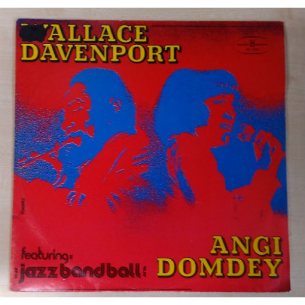 Wallace Davenport / Angi Domdey